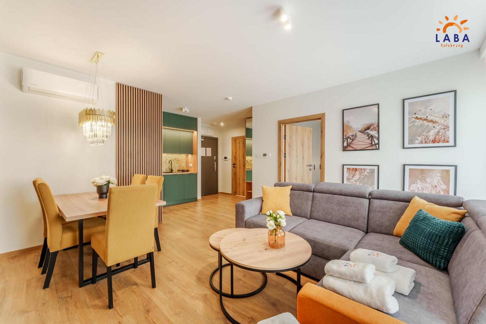 Laba Kolobrzeg Apartamenty Kollataja Z Parkingiem Ngoại thất bức ảnh
