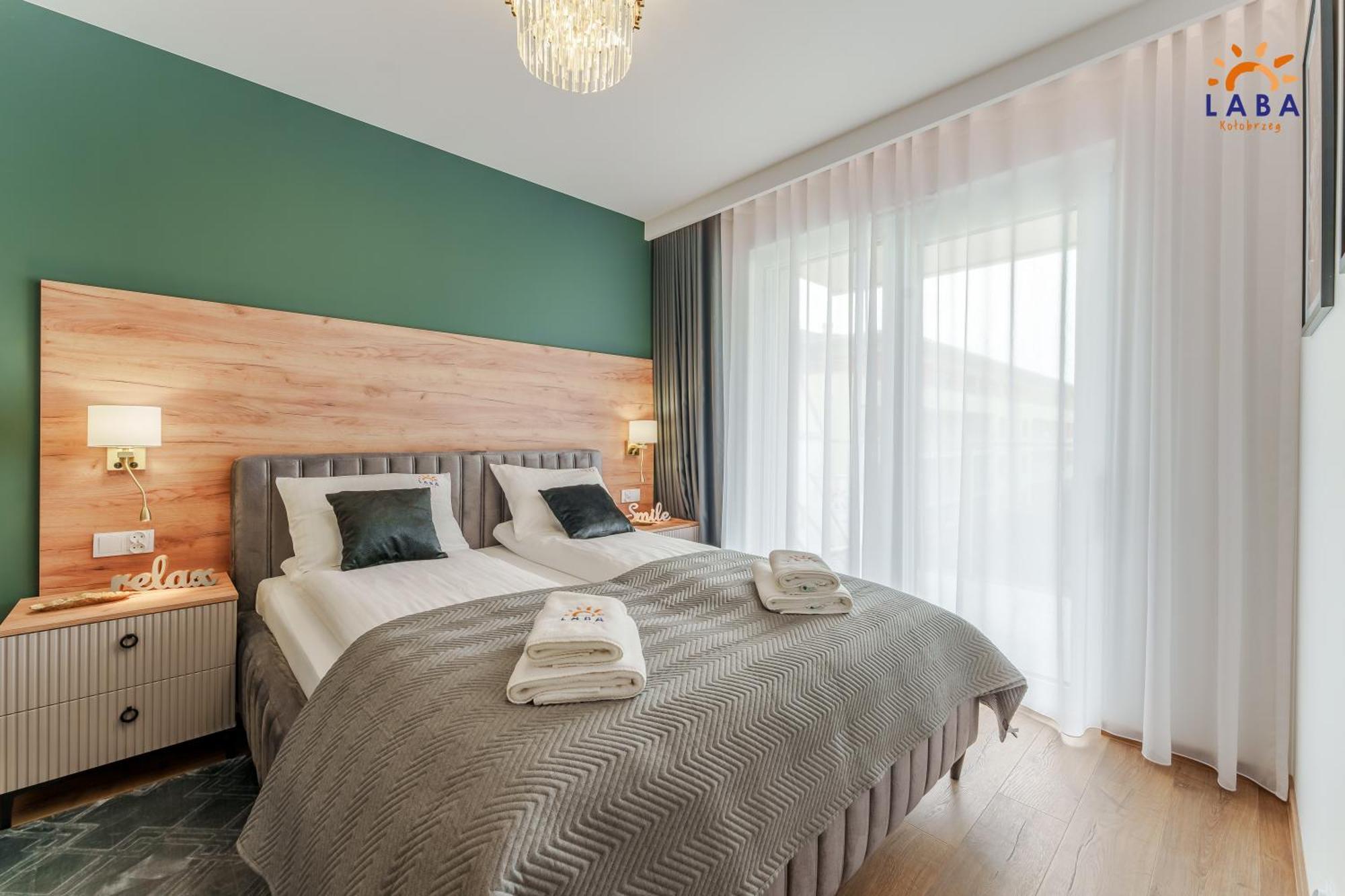 Laba Kolobrzeg Apartamenty Kollataja Z Parkingiem Ngoại thất bức ảnh