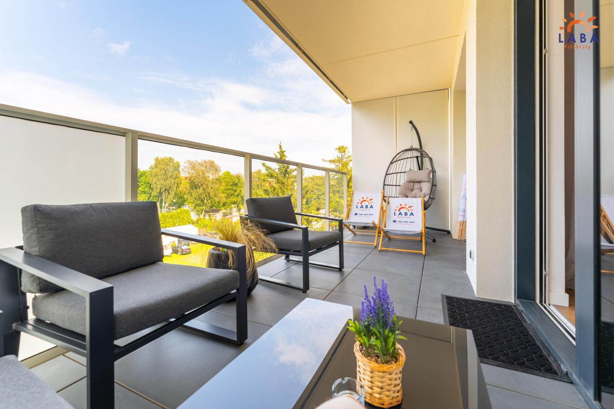 Laba Kolobrzeg Apartamenty Kollataja Z Parkingiem Ngoại thất bức ảnh