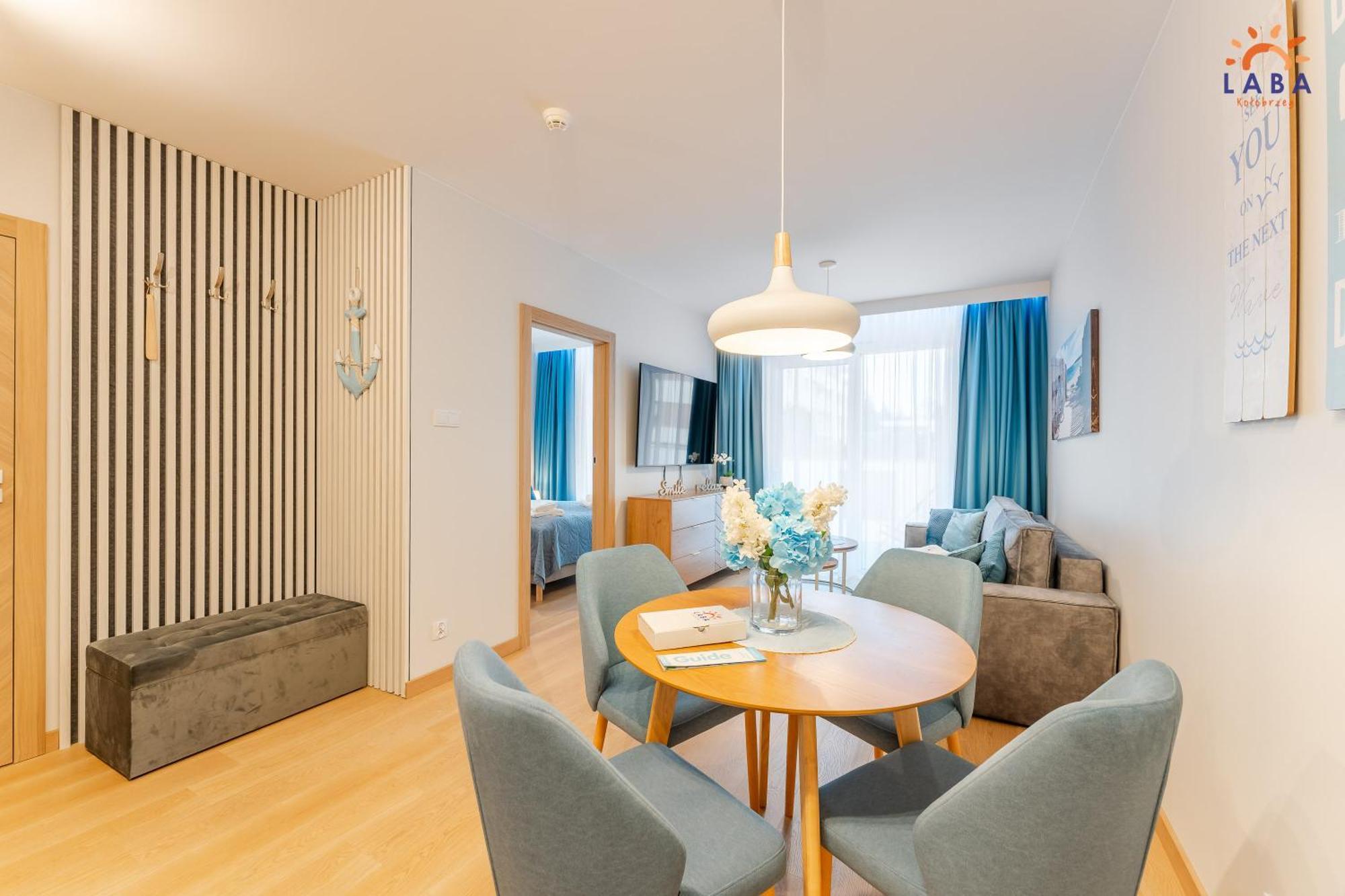 Laba Kolobrzeg Apartamenty Kollataja Z Parkingiem Ngoại thất bức ảnh