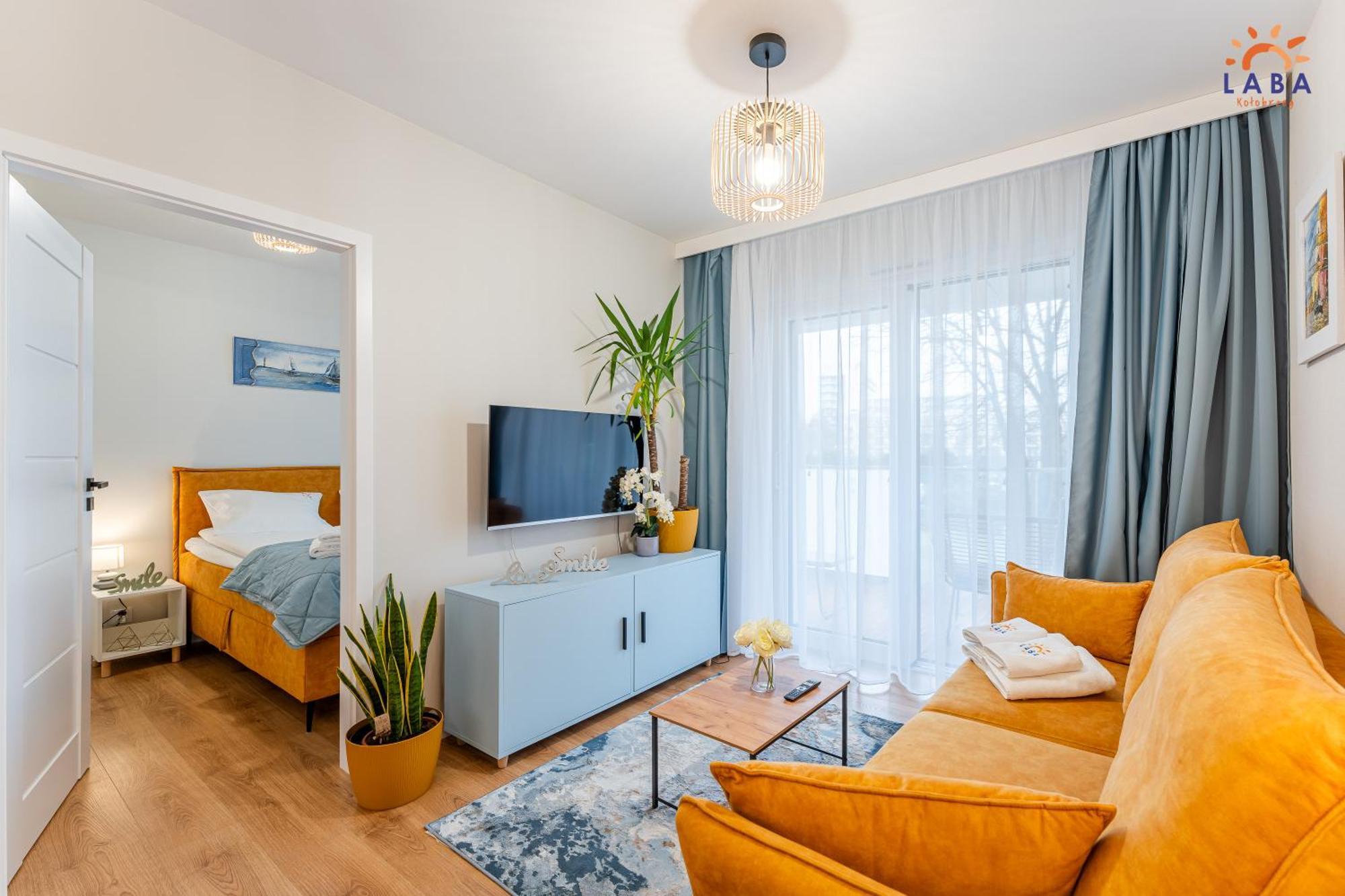 Laba Kolobrzeg Apartamenty Kollataja Z Parkingiem Ngoại thất bức ảnh